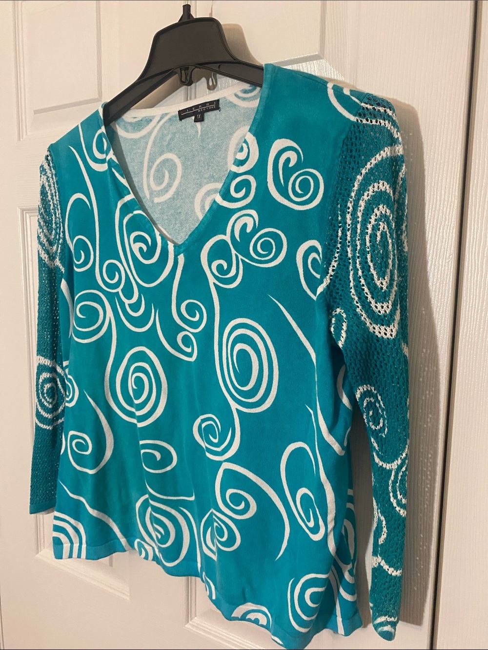 Cut out lace Woman’s 1X V-Neck Tunic Top mesh sleeves Miami beach coastal